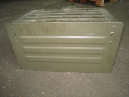 Unimog U435 Batteriekasten